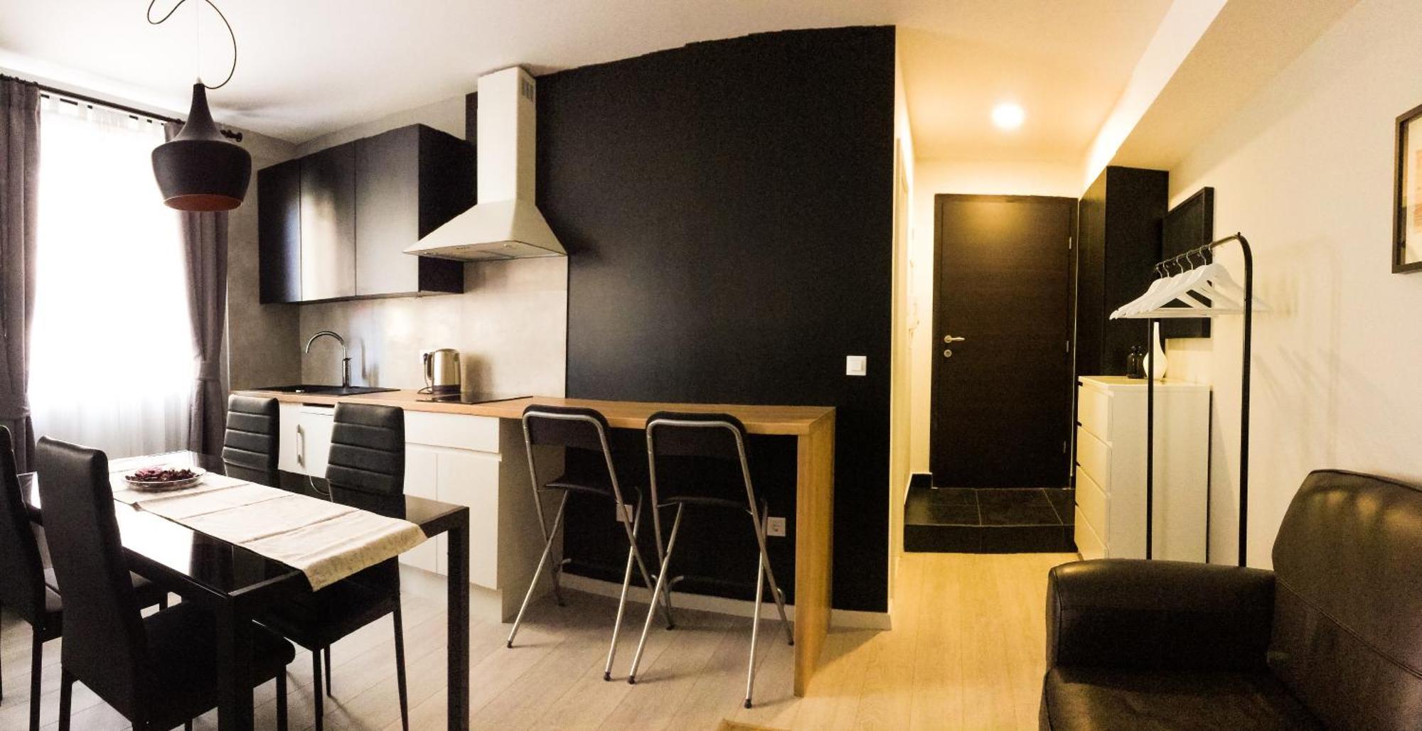 Nav Apartments Split Bilik gambar